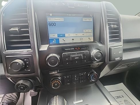 Used 2017 Ford F150 XLT w/ Equipment Group 302A Luxury AWD/4WD image 26