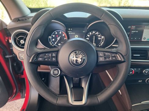 Used 2021 Alfa Romeo Stelvio Ti w/ Nero Edizione AWD/4WD image 29
