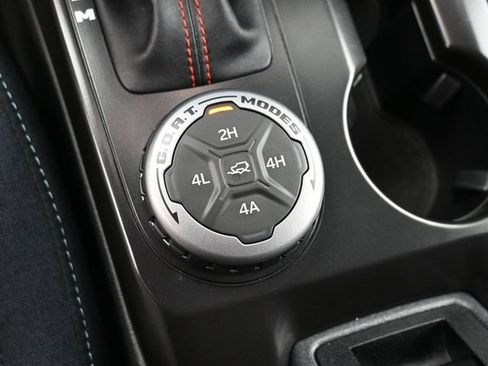 Certified 2025 Ford Bronco Heritage Edition AWD/4WD image 26