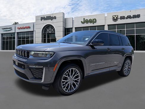 New 2026 Jeep Grand Cherokee Summit w/ Adv Protech Group IV AWD/4WD image 7
