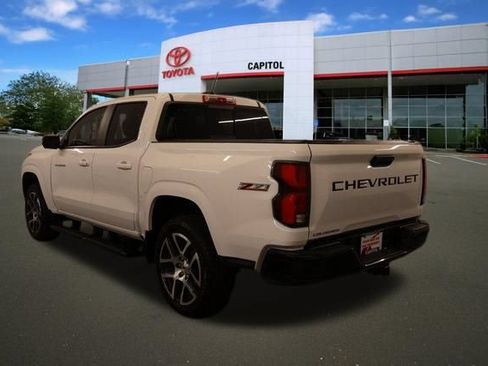 Used 2024 Chevrolet Colorado Z71 w/ Z71 Convenience Package 2 AWD/4WD image 5