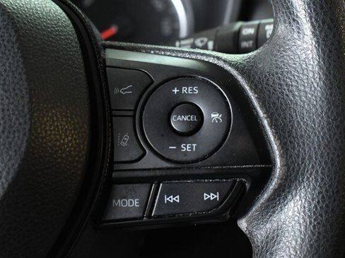 Used 2020 Toyota RAV4 XLE w/ All Weather Liner Package AWD/4WD image 28