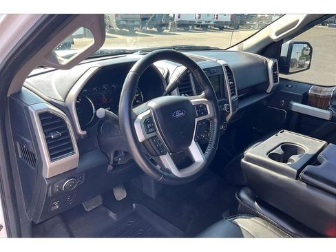 Used 2018 Ford F150 Lariat AWD/4WD image 15