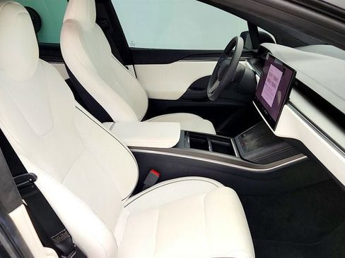 Used 2024 Tesla Model X Plaid AWD/4WD image 28
