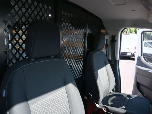 Used 2024 Ford Transit 250 Low Roof w/ Exterior Upgrade Package RWD image 17