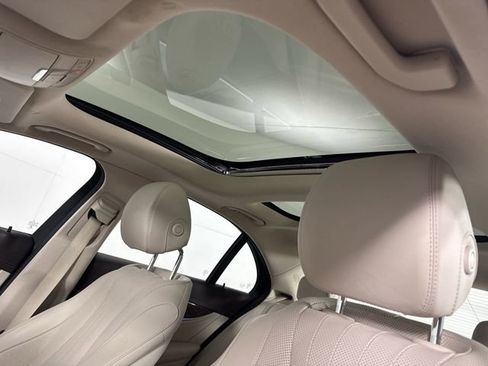 Used 2020 Mercedes-Benz E 350 4MATIC Sedan image 18