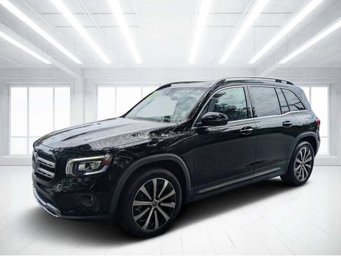 Used 2022 Mercedes-Benz GLB 250 4MATIC image 7