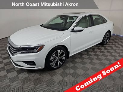 Used 2021 Volkswagen Passat 2.0T SE