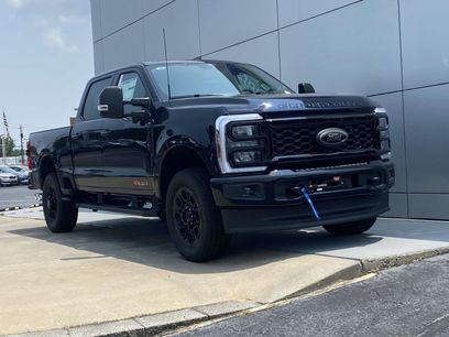 New 2025 Ford F350 XLT w/ Black Appearance Package