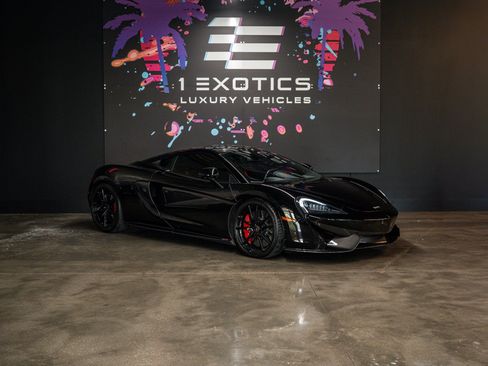Used 2017 McLaren 570S Coupe RWD image 5