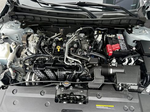 Used 2024 Nissan Altima 2.5 SV image 32