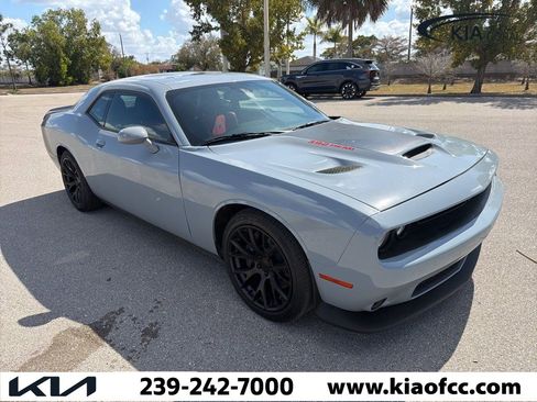 Used 2021 Dodge Challenger R/T Scat Pack w/ Plus Package image 9