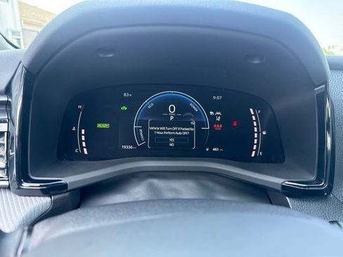 Used 2025 Toyota Camry SE FWD image 27