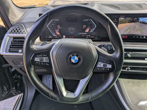 Used 2024 BMW X5 xDrive40i w/ Premium Package image 18