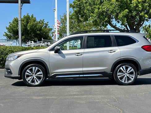 Used 2019 Subaru Ascent Limited AWD/4WD image 7
