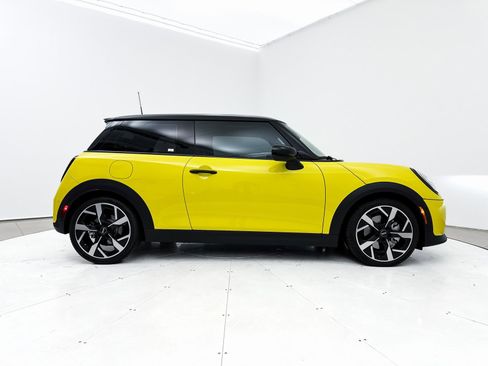 Used 2025 MINI Cooper S image 46