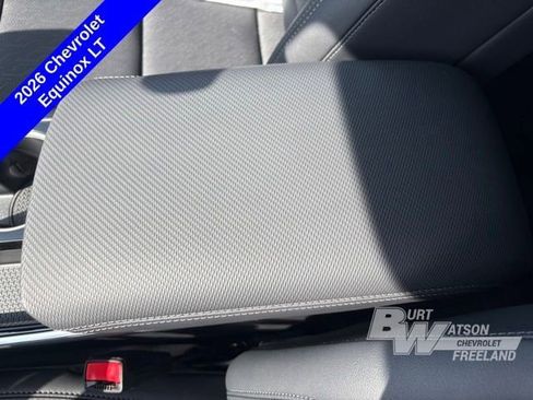 New 2026 Chevrolet Equinox LT w/ Convenience Package II FWD image 21