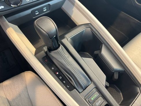 Used 2023 Honda Accord EX image 22