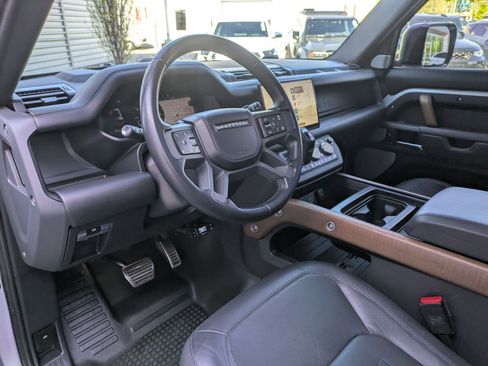 Certified 2023 Land Rover Defender 130 X AWD/4WD image 17
