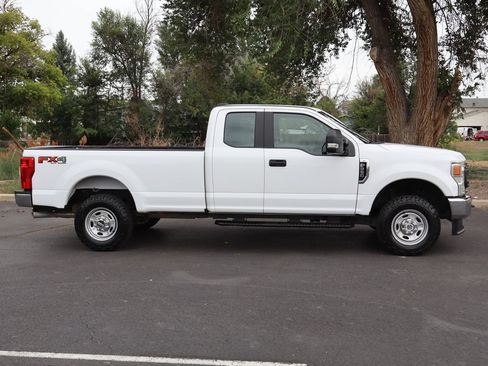 Used 2020 Ford F250 XL w/ Power Equipment Group AWD/4WD image 3