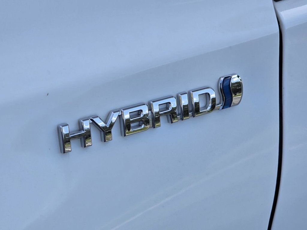 Used 2017 Toyota Camry XLE FWD image 28
