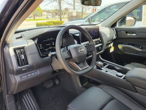 New 2026 Nissan Pathfinder SL AWD/4WD image 19