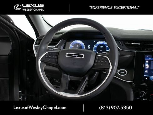 Used 2023 Jeep Grand Cherokee Laredo RWD image 24