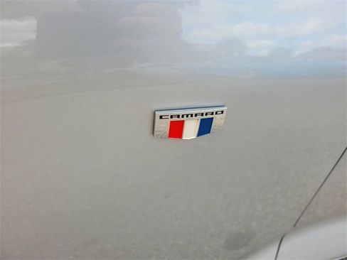 Used 2019 Chevrolet Camaro LT image 3