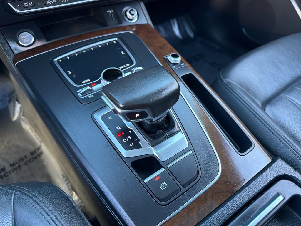 Used 2018 Audi Q5 2.0T Premium Plus w/ Premium Plus Package AWD/4WD image 36
