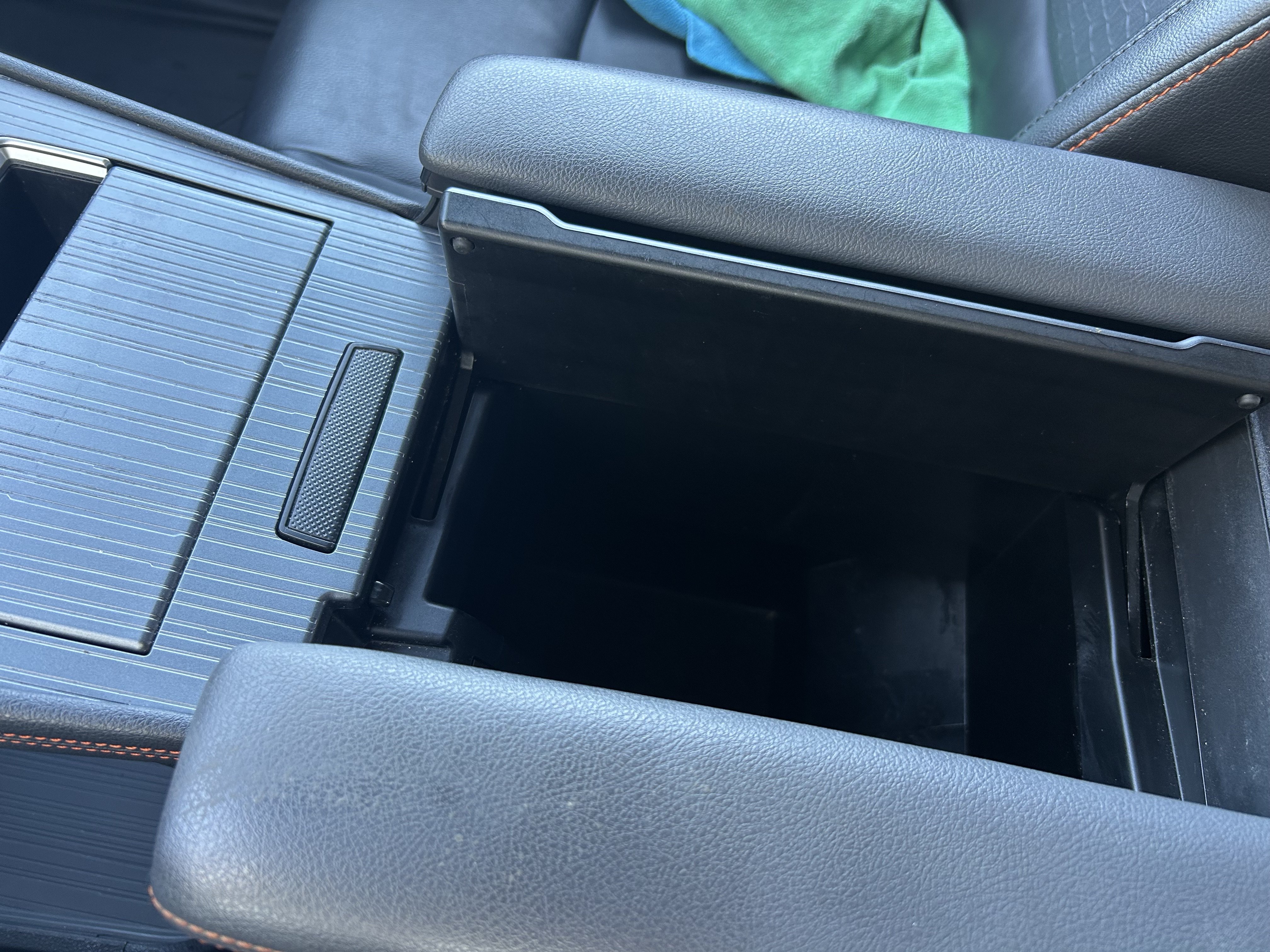 Certified 2022 Toyota Sienna XSE w/ XSE Plus Package AWD/4WD image 20