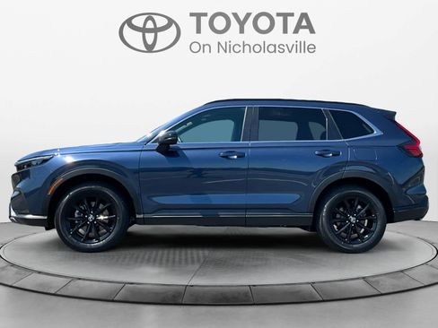 Used 2025 Honda CR-V Sport image 2