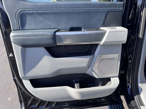 Used 2023 Ford F150 Limited image 40