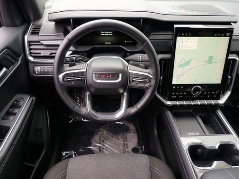 Used 2025 GMC Acadia Elevation image 20