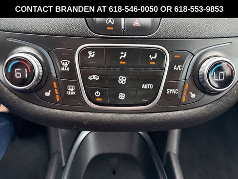 Used 2022 Chevrolet Malibu LT image 21