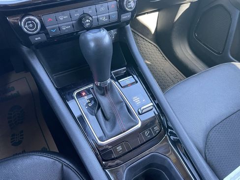 Used 2022 Jeep Compass Trailhawk w/ Trailhawk Convenience Group image 13