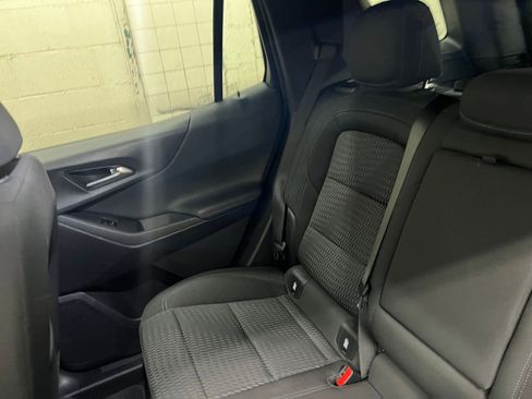 Used 2025 Chevrolet Equinox LT image 34