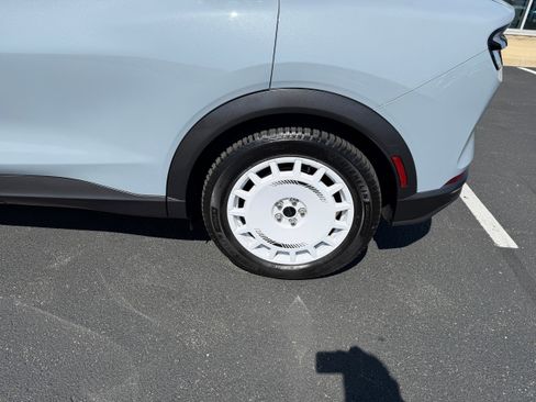 Certified 2025 Ford Mustang Mach-E GT AWD/4WD image 9