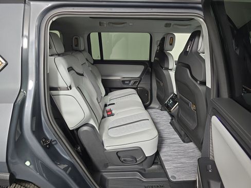 Used 2024 Rivian R1S Adventure AWD/4WD image 23