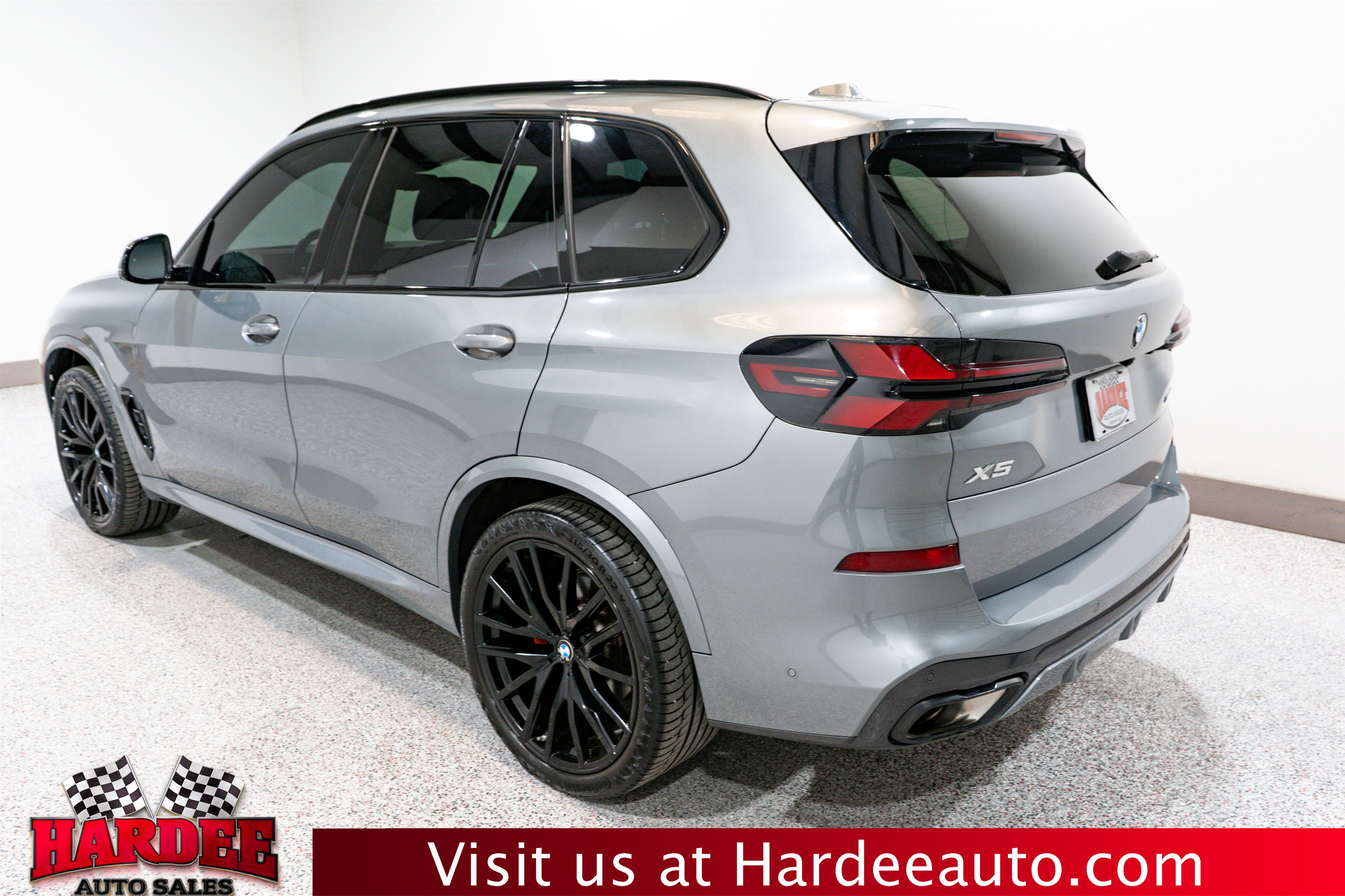 Used 2024 BMW X5 xDrive40i w/ Premium Enhanced Package AWD/4WD image 3