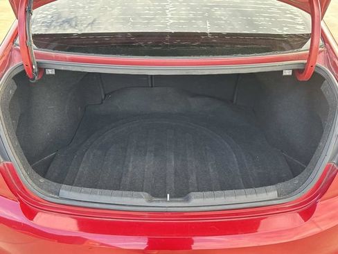 Used 2019 Hyundai Elantra SEL image 11