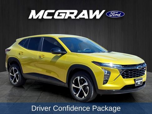 Used 2024 Chevrolet Trax RS w/ Driver Confidence Package FWD image 5