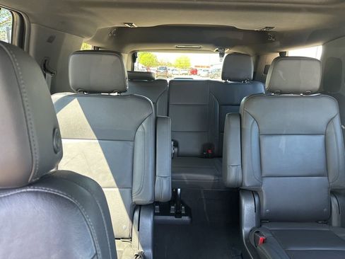 Used 2023 Chevrolet Tahoe Z71 w/ Luxury Package AWD/4WD image 22