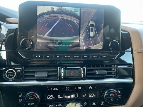 Used 2022 Nissan Pathfinder Platinum w/ Cargo Package image 16