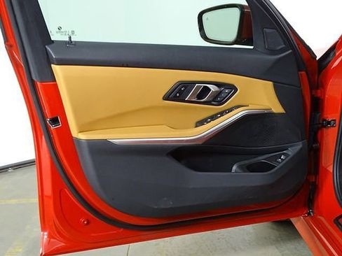 Used 2024 BMW 330i Sedan image 18