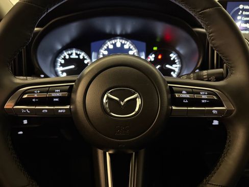 Used 2024 MAZDA CX-50 AWD 2.5 S w/ Preferred Package image 17