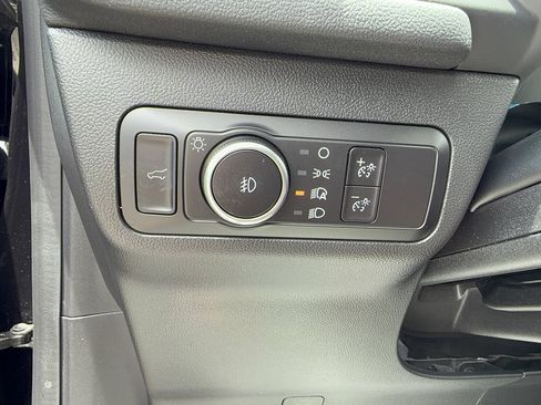 Certified 2022 Ford Escape SEL AWD/4WD image 28
