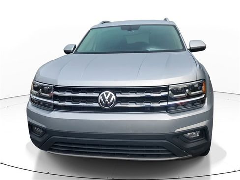 Used 2019 Volkswagen Atlas SE image 2