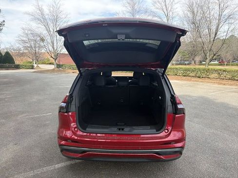 Used 2024 Lincoln Nautilus Reserve w/ Equipment Group 202A image 26