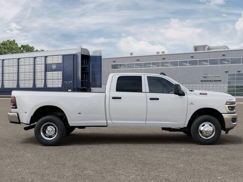 New 2026 RAM 3500 Tradesman AWD/4WD image 12