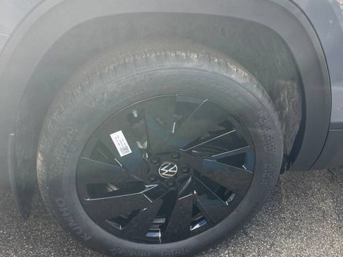 New 2026 Volkswagen Atlas SE AWD/4WD image 9